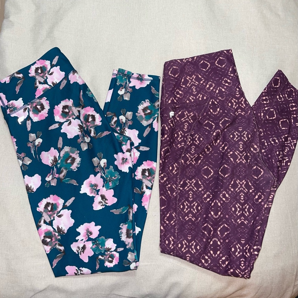 Women’s Fabletics High Waisted Leggings, Size Small, Regular Length